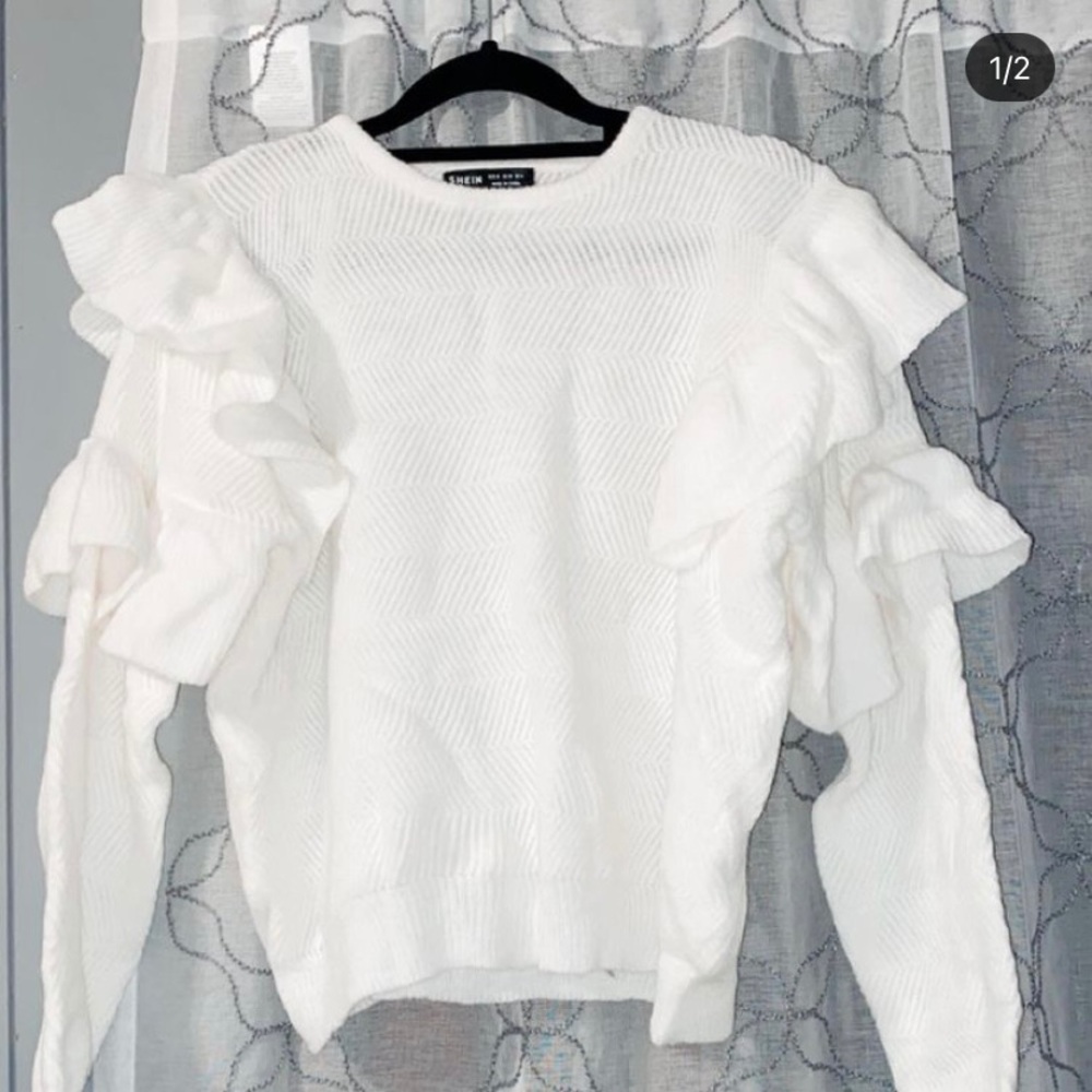 white ruffled shein top size small